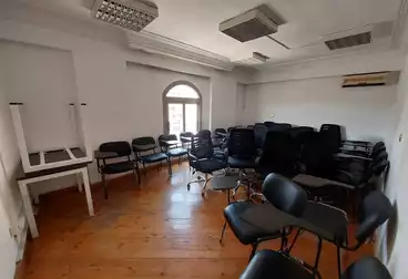 عقارات للإيجار - 4 غرف - بالدور 1