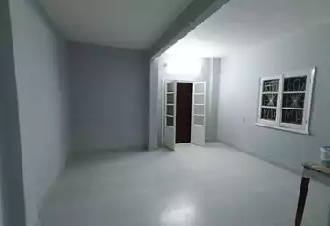 Apartments For sale - 2 rooms - floor 1