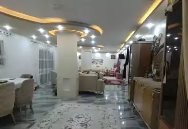 شقق للبيع - 2 غرف - بالدور 8