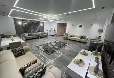 عقارات للبيع - 4 غرف - بالدور 5