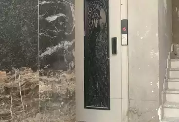 شقق للبيع - 3 غرف - بالدور 2