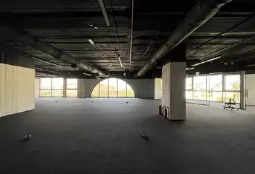 إداري للإيجار - 5 غرف - بالدور 4