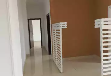 إداري للإيجار - 3 غرف - بالدور 1