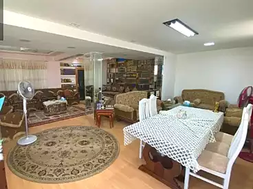 Building For sale - 3 rooms