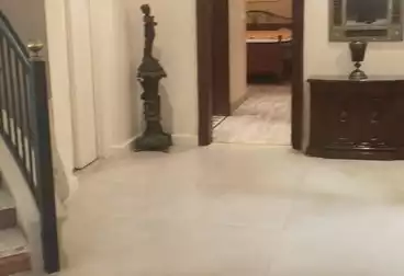 فيلا منفصلة للبيع - 6 غرف