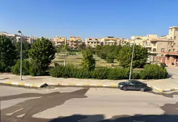 Apartments For sale - 3 rooms - floor 1