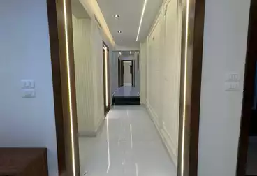 Apartments For sale - 3 rooms - floor 2