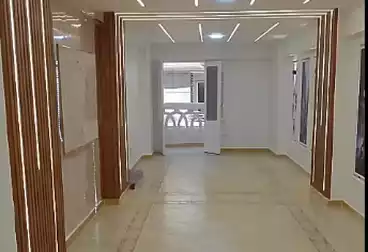 عقارات للبيع - 3 غرف - بالدور 8