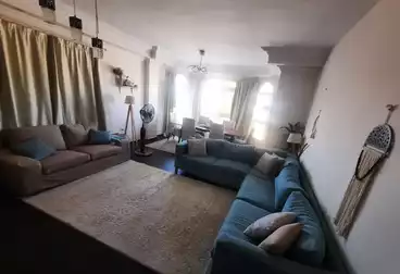 Apartments For sale - 3 rooms - floor 8