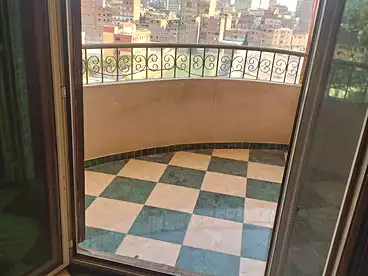 Apartments For sale - 2 rooms - floor 10