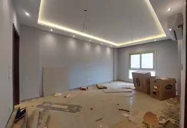 شقة بحديقة للبيع - 3 غرف - بالدور 0