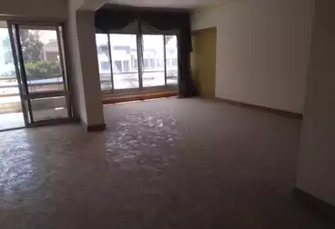 Apartments For sale - 3 rooms - floor 2