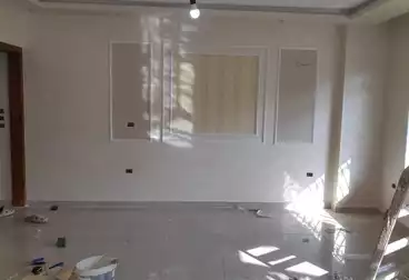 شقق للبيع - 3 غرف - بالدور 1