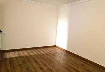 Apartments For rent - 4 rooms - floor 5