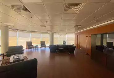 مكاتب للإيجار - 1 غرف - بالدور 6