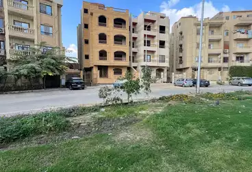 عقارات للبيع - 3 غرف - بالدور 0