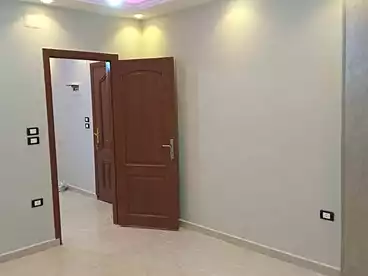 شقق للإيجار - 3 غرف - بالدور 0