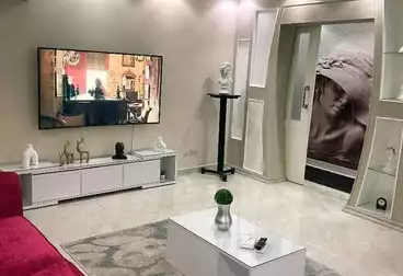 Furnished Apartment For rent - 2 rooms - floor 4