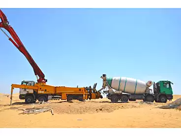 شقة بحديقة للبيع - 3 غرف - بالدور 1