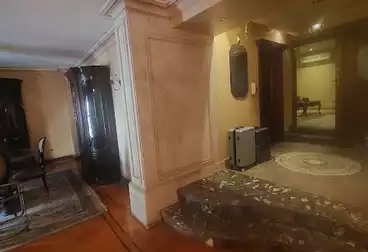 Furnished Apartment For sale - 4 rooms - floor 4