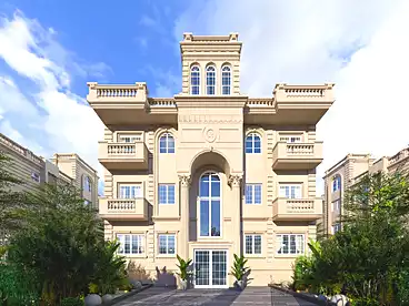 Apartment with Garden For sale - 3 rooms - floor 1