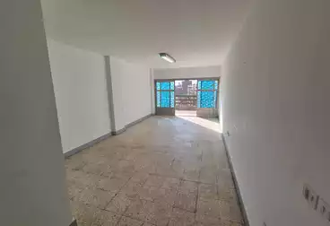 مكاتب للإيجار - 2 غرف - بالدور 10