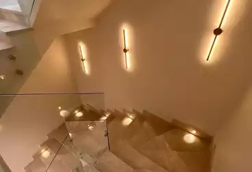 شقق للبيع - 4 غرف - بالدور 4