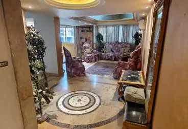 شقق مفروشة للبيع - 3 غرف - بالدور 5