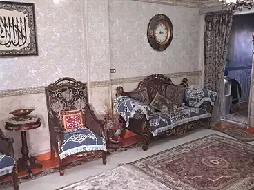 عقارات للبيع - 3 غرف - بالدور 5
