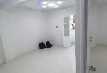 Apartments For sale - 2 rooms - floor 7