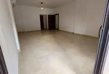 ستوديو للإيجار - 1 غرف - بالدور 0