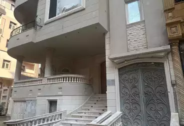 عقارات للبيع - 3 غرف - بالدور 3