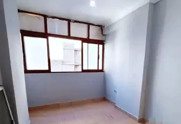 Apartments For sale - 2 rooms - floor 7