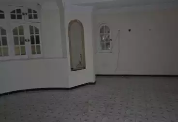 شقق للبيع - 3 غرف - بالدور 8