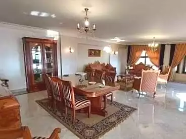 Furnished Apartment For sale - 4 rooms - floor 9