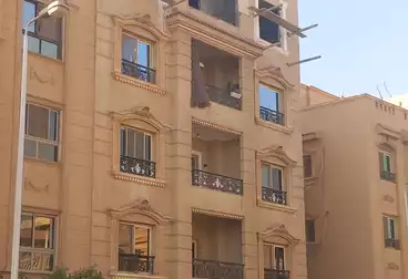 شقق للبيع - 3 غرف - بالدور 4