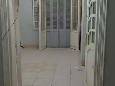 شقق للإيجار - 3 غرف - بالدور 1