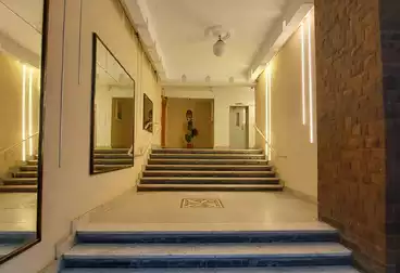 شقق للبيع - 3 غرف - بالدور 4