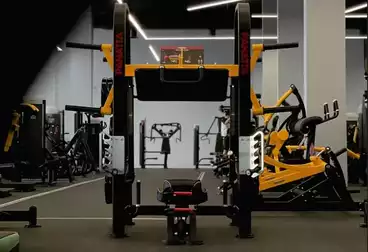 محلات للإيجار - بالدور 1