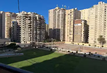 Apartments For sale - 3 rooms - floor 5