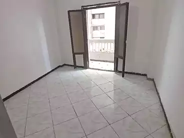 Apartments For sale - 3 rooms - floor 4