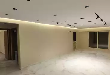 إداري للإيجار - 3 غرف - بالدور 5