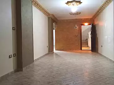 Apartments For rent - 3 rooms - floor 4