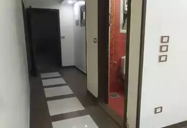 إداري للإيجار - 3 غرف - بالدور 3