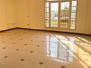 شقق للإيجار - 3 غرف - بالدور 0