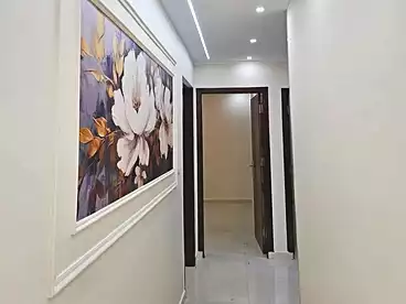 شقق للبيع - 3 غرف - بالدور 1