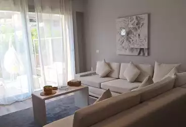 ستوديو للإيجار - 1 غرف - بالدور 1