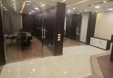 Administrative For rent - 6 rooms - floor 1