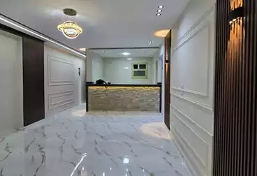 شقق للبيع - 3 غرف - بالدور 8