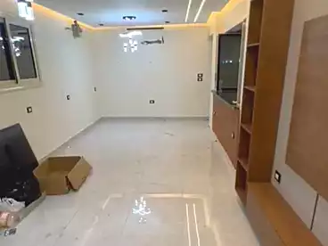 Apartments For sale - 2 rooms - floor 1
